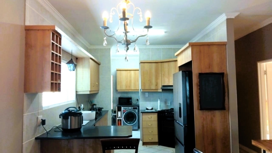 3 Bedroom Property for Sale in Country Club Western Cape
